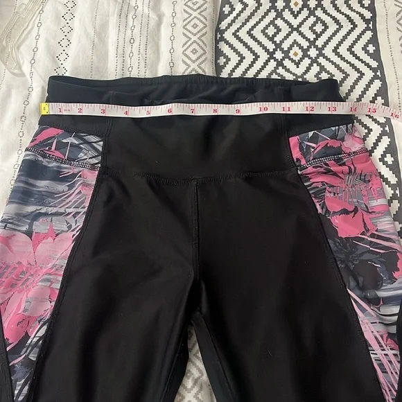 rbx leggings black with pink floral design sides - Picture 6 of 8
